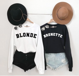 Kaip išsirinkti suknelę pagal plaukų ir akių spalvą